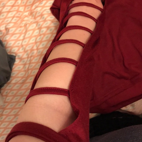 Maroon medium T-shirt with slit sleeves - Picture 2 of 2